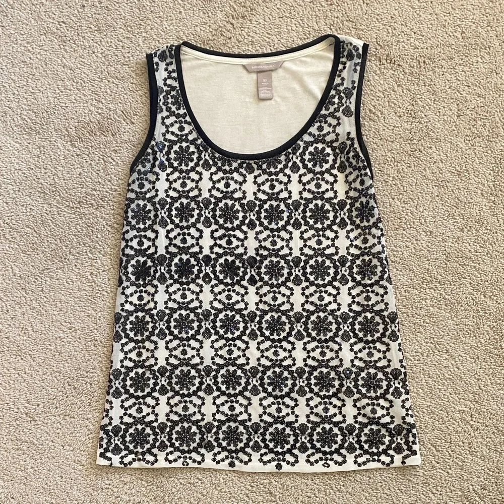 Banana Republic Black Floral Sequin Blouse size XS - Picture 2 of 7